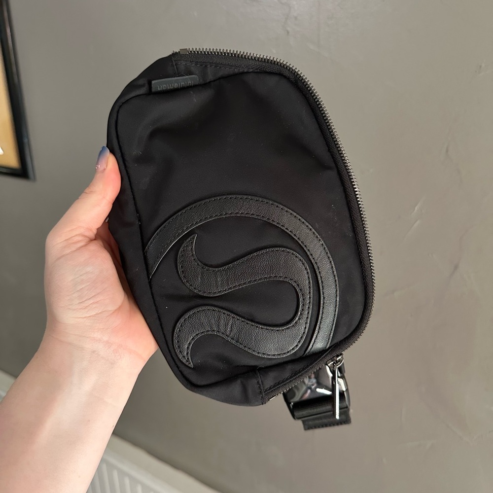 lululemon athletica Black Belt Bag